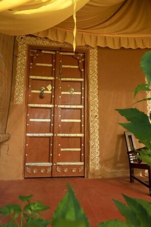 Exterior detail - BAGWARA HERITAGE (Amer)