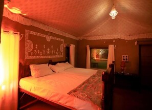 Espaço de trabalho para notebook, quartos à prova de som