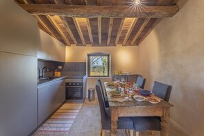 Dining - Brezza: Panoramic Farmhouse Apt with Pool & 2 Double Bedrooms (Suvereto)