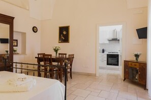 Apartment, Pets Allowed | Dining - Le Cimbe - Casa a Corte Dimora (Racale)