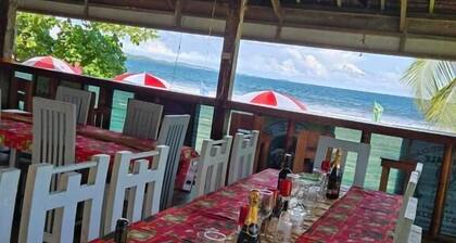 Cruisers Beach Resort