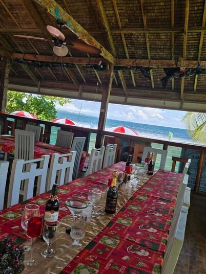 Cruisers Beach Resort