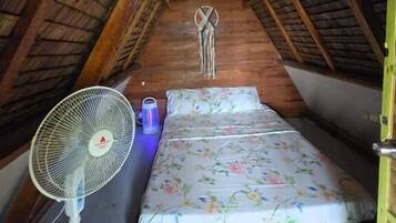 Bangalô, vista para a praia | Escrivaninha