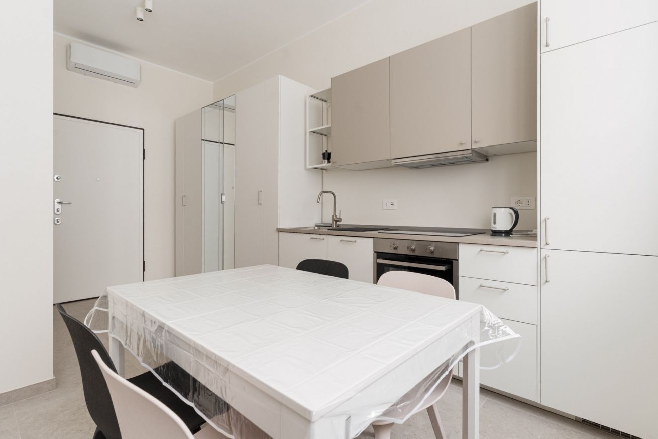 Frigorifero, lavastoviglie, tostapane