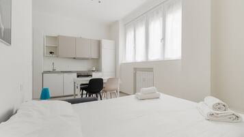 1 Schlafzimmer, Bügeleisen/Bügelbrett