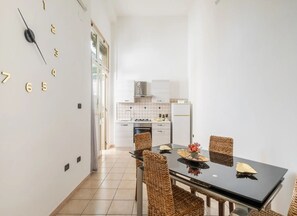House, 2 Bedrooms, Smoking | Dining room - Relax Salentino - Casa con Giardino Privato a Due Passi dal Mare (Porto Cesareo)