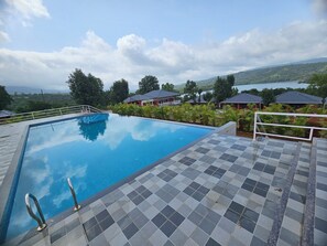 15 piscines extérieures