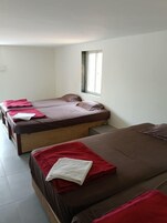 Shared Dormitory | Free WiFi, bed sheets