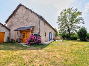 Exterior - Tranquil Cottage, 3 Bedrooms, Enclosed Garden (Nuret-le-Ferron)