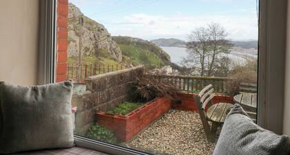 3 Bay View Terrace