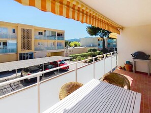 Property grounds - T2 40m² in Favière, sleeps 4, parking (Bormes-les-Mimosas)