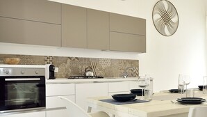 Biệt thự (4 Bedrooms) | Bếp riêng | Dụng cụ pha espresso, lò vi sóng, lò nướng, bếp nấu 