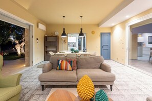 Interior - Villa dei Carrubbi con Piscina Privata (Scicli)