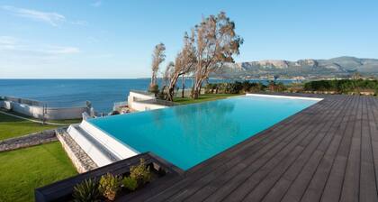 Ammare Villa by LeDhome