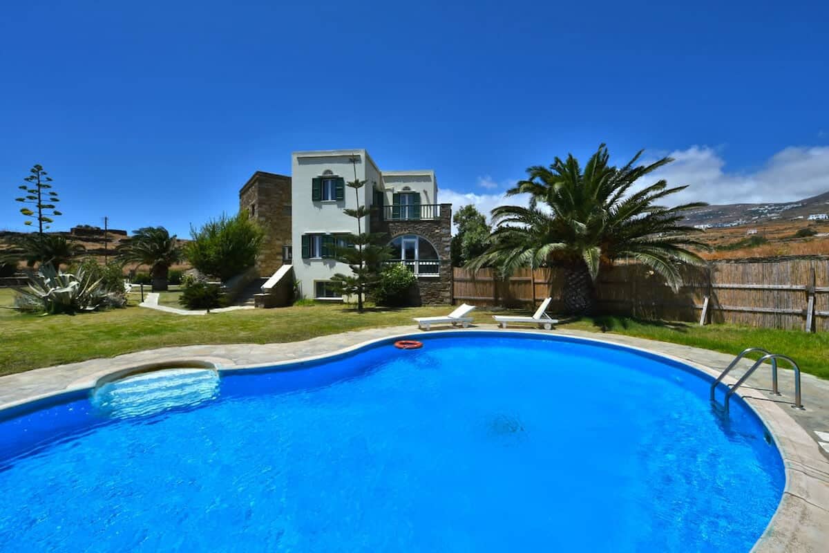 아파트, 흡연 | 4 개의 침실