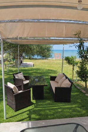 House - Vasiliki s Sea House Beachfront Bliss in Corfu (Corfu)