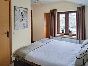 Apartment | 1 bedroom, bed sheets - Au Coeur D'alle by Belvilla-double Room (Vresse-sur-Semois)