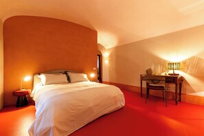 Bügeleisen/Bügelbrett, WLAN, Bettwäsche