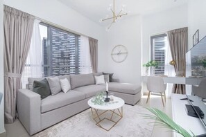 Luxury Apartment, Balcony, City View | Living area - Vogue | Downtown near Dubai Mall | Burj Khalifa (Dubai)