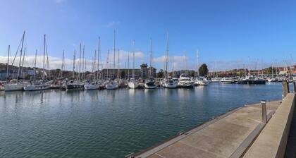 Harbour Reach 7