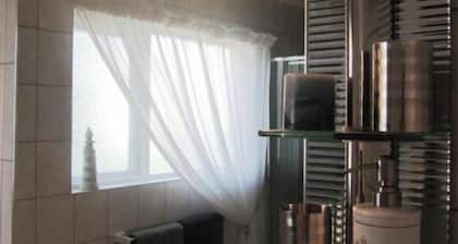 PebbleStoneHouse Bed & Breakfast