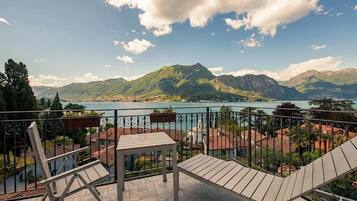 Superior Double Room, Lake View | Terrace/patio