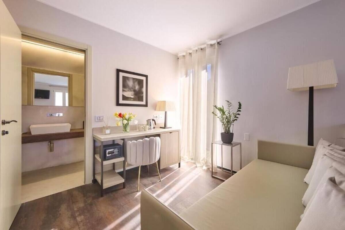 Junior Suite, Lake View