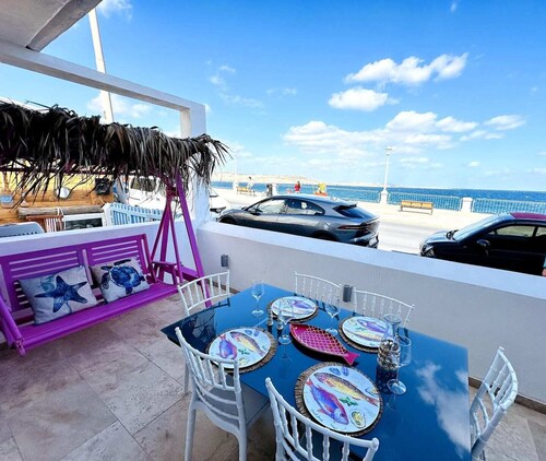 Seaside House 2 Bedroom Paradise