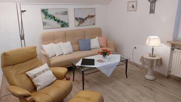 Tv, dvd-afspiller, stereoanlæg