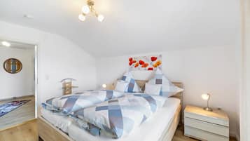 Ferros/tábuas de passar roupa, Wi-Fi, roupa de cama