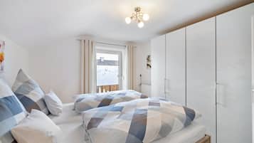 Bügeleisen/Bügelbrett, WLAN, Bettwäsche