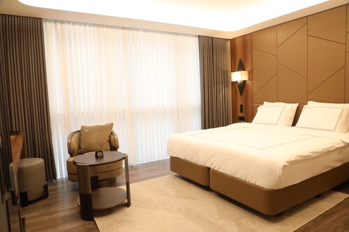 PL Managed By Dedeman