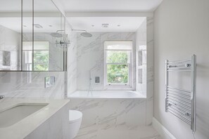 House - Collingham Apartments (London)