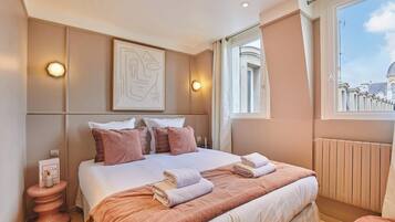 1 habitación, tabla de planchar con plancha, wifi y ropa de cama