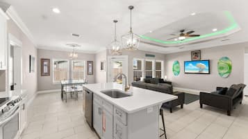 Maison, 4 chambres, animaux de compagnie acceptés | Cuisine privée