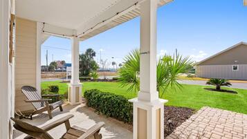 Casa, 4 habitaciones, Se admiten mascotas | Terraza o patio