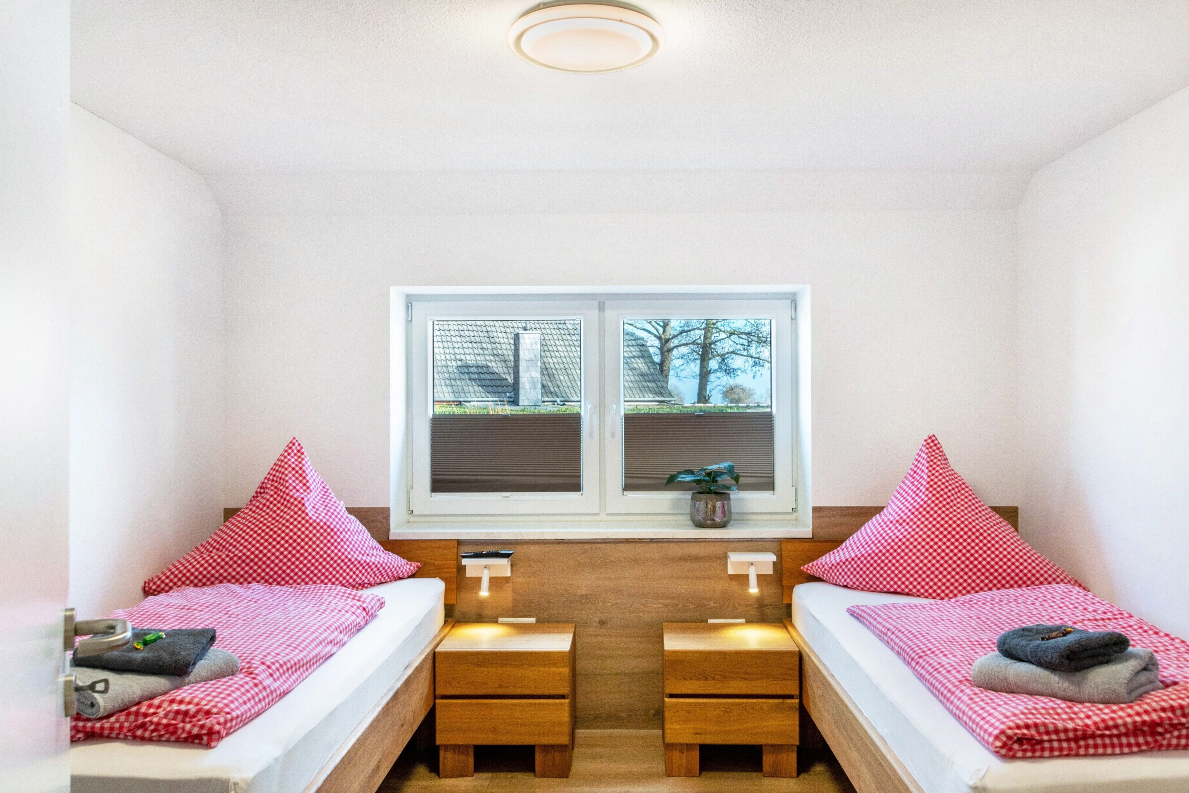 2 Schlafzimmer, Bügeleisen/Bügelbrett, WLAN, Bettwäsche