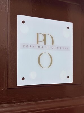 Miscellaneous - Portico D'Ottavia apartment in the heart of the Jewish Ghetto for 6 people (ROMA)