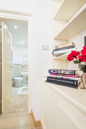 Interior - Portico D'Ottavia apartment in the heart of the Jewish Ghetto for 6 people (ROMA)