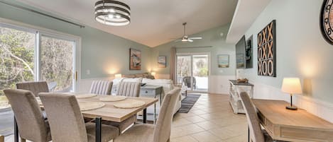 House (3 Bedrooms) | Interior