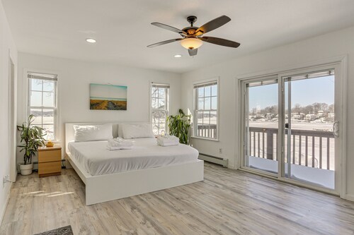 Game Room & Hot Tub: Family Gem on Lake Hopatcong