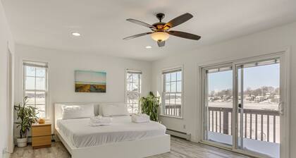 Game Room & Hot Tub: Family Gem on Lake Hopatcong