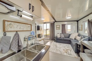 Rumah (2 Bedrooms) | Interior