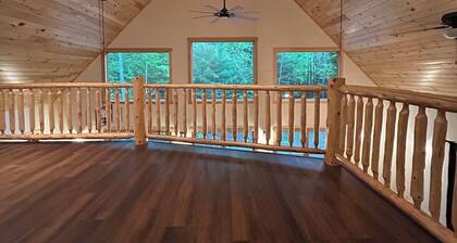 Adirondack Serenity: Pure Escape