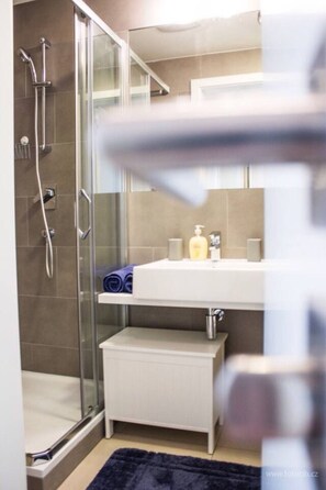 Hair dryer - Onsite Free Parking | 10min Centre | 600+ Reviews (Praha 3 - Žižkov)