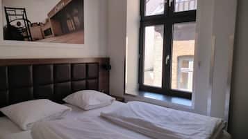 Apartment | 1 bilik tidur, seterika/papan seterika