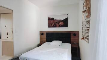 Apartment | 1 bedroom, iron/ironing board