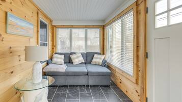 Rumah (2 Bedrooms) | Interior