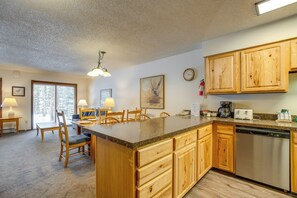 Interior - Heated Pool & Hot Tubs at Dtwn Winter Park Condo! (Winter Park)