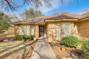 House (3 Bedrooms) | Interior - Near Attractions: Family-friendly Lubbock Home! (Lubbock)